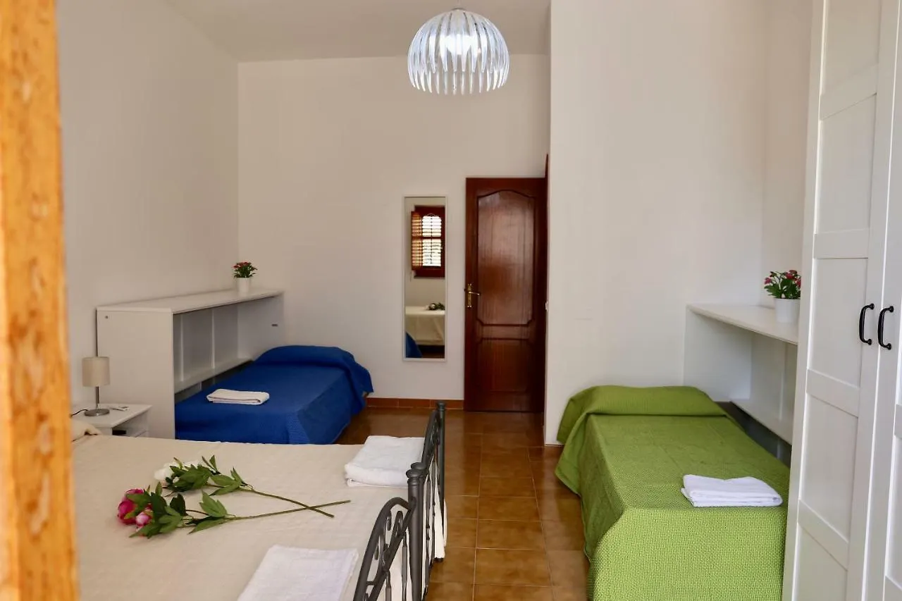 Villa A Casicedda à Lipari  0*, Lipari (Isola Lipari)